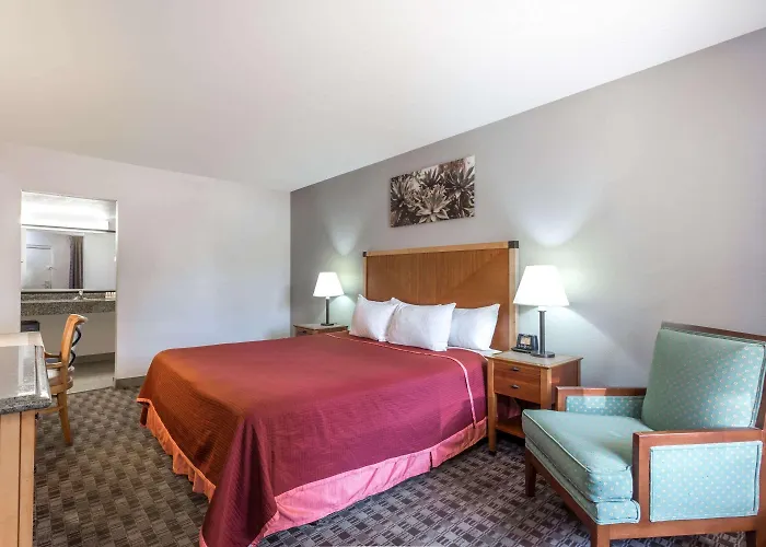 Howard Johnson By Wyndham Scottsdale Old Town