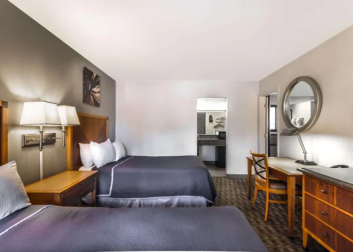 Howard Johnson By Wyndham Scottsdale Old Town